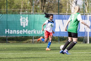 Bild 366 - wCJ Hamburger SV - Heeslinger SC : Ergebnis: 7:0